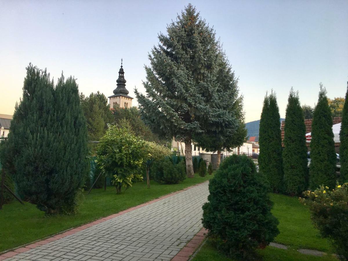 Penzion Saty Liptovske Sliace Екстер'єр фото